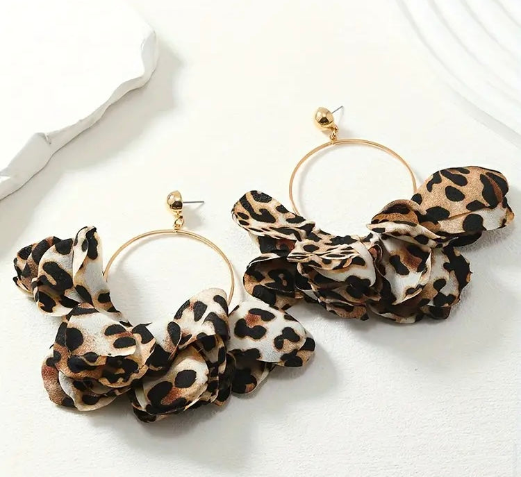 Hoop Dangling Bohemian & Chic Style Glamour Print Floral Drop Earrings Fashion Statement Jewelry Accessory