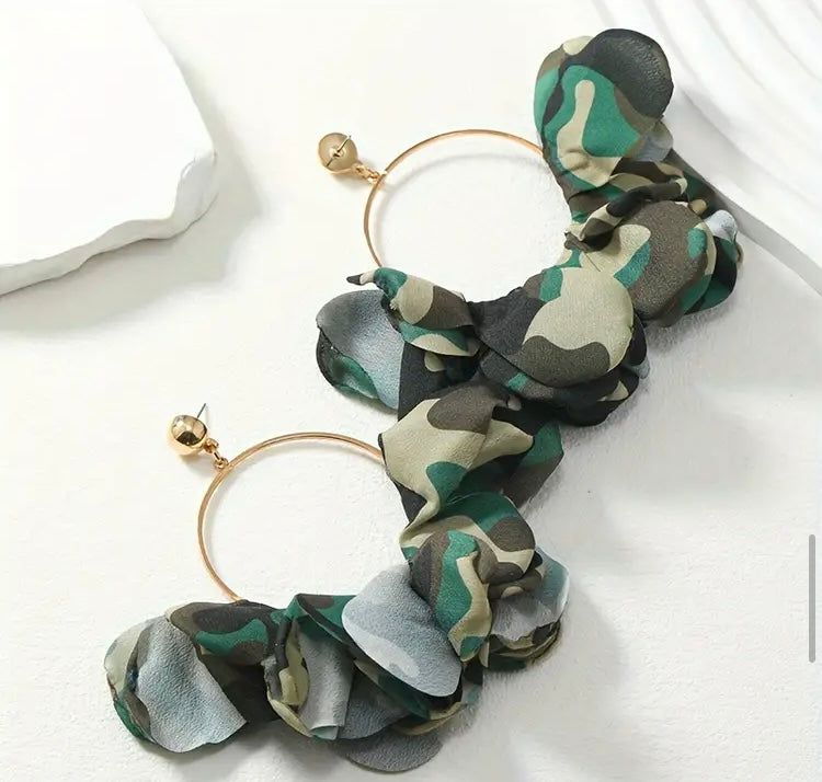 Hoop Dangling Bohemian & Chic Style Glamour Print Floral Drop Earrings Fashion Statement Jewelry Accessory