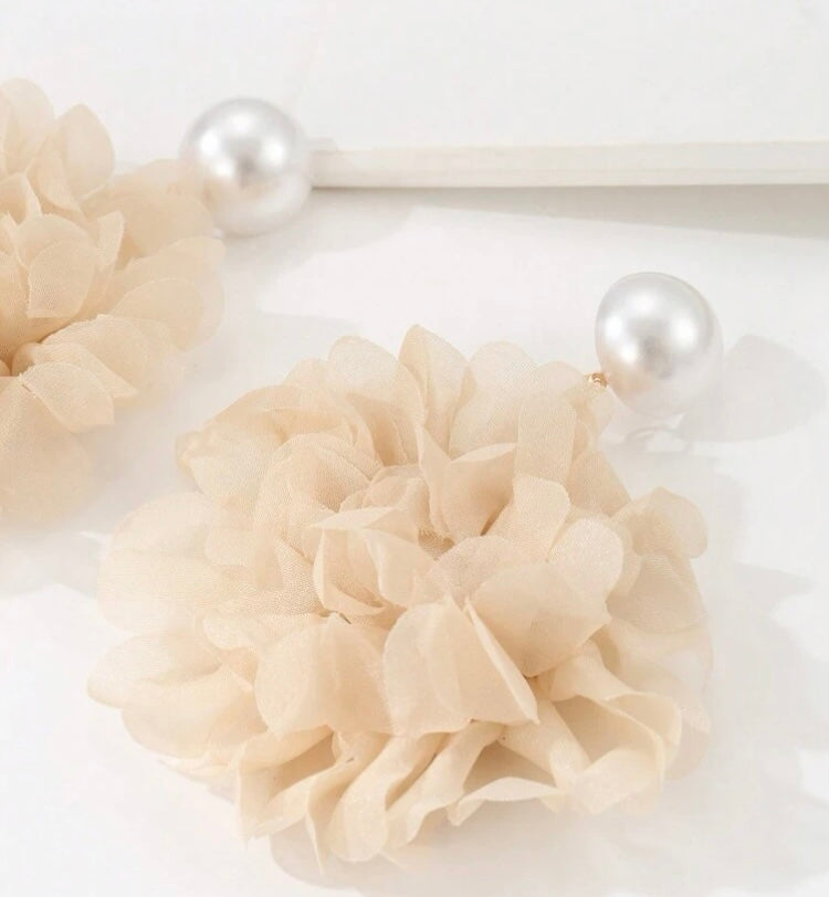 Cream Ivory Fashionable Summer Fall Spring Faux Pearl Snowflake Tulle Lace Big Flower Stud Earrings for Women. It’s Fancy Season Jewelry Accessories