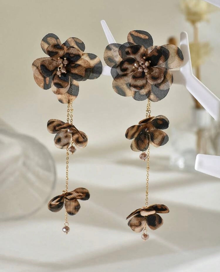 Lovely Leopard Print Ladies Fashion Fabric Flower Long Earrings Suitable for Daily Wear Everything’s