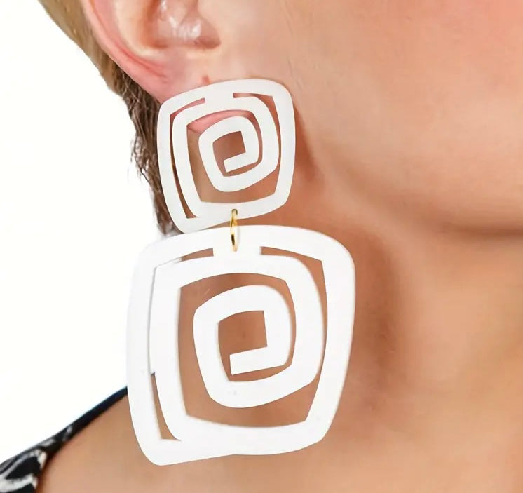 White Very Cute Statement Fashion Earrings Hollow Geometry Design Earrings for Ladies Jewelry