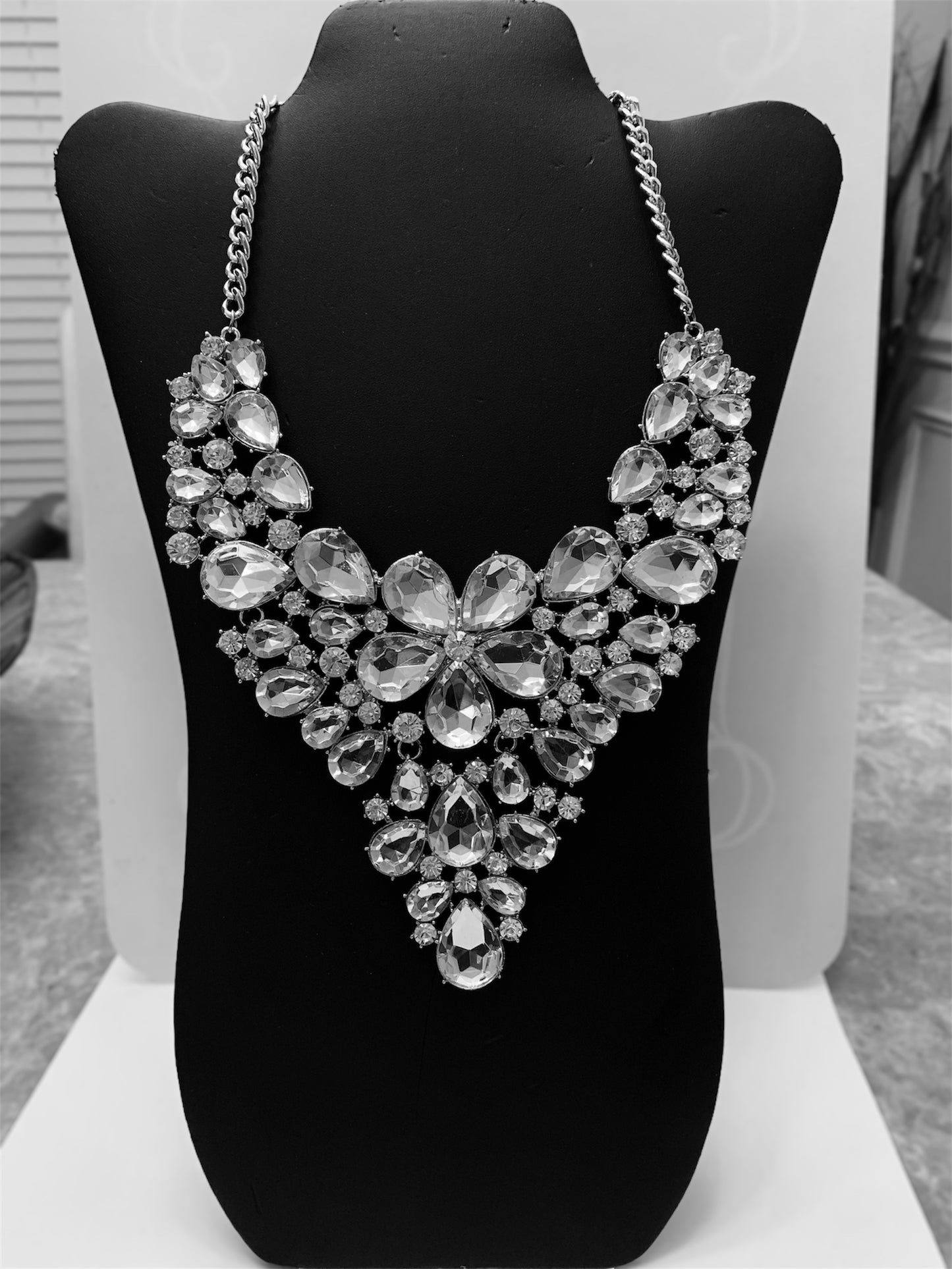 Elegant Necklace for Formal Wedding Formal Attire w Rhinestones Women’s Accessories