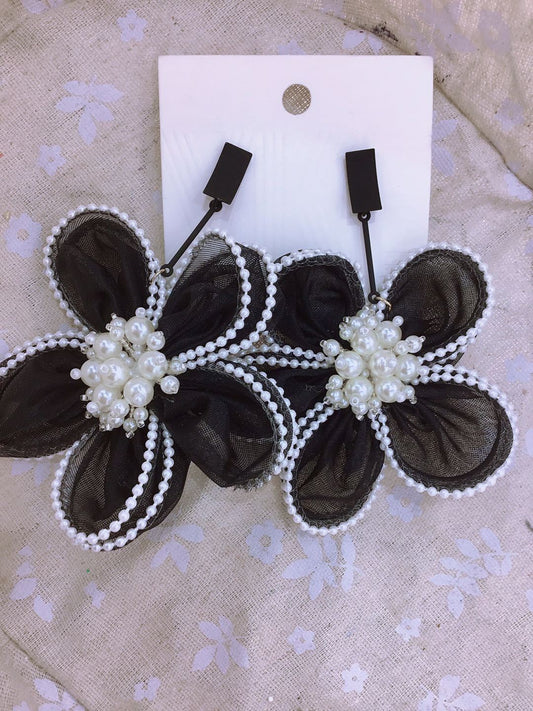 Black Needle Lace Flower Style Artificial Pearl Eardrop Fashion Earrings