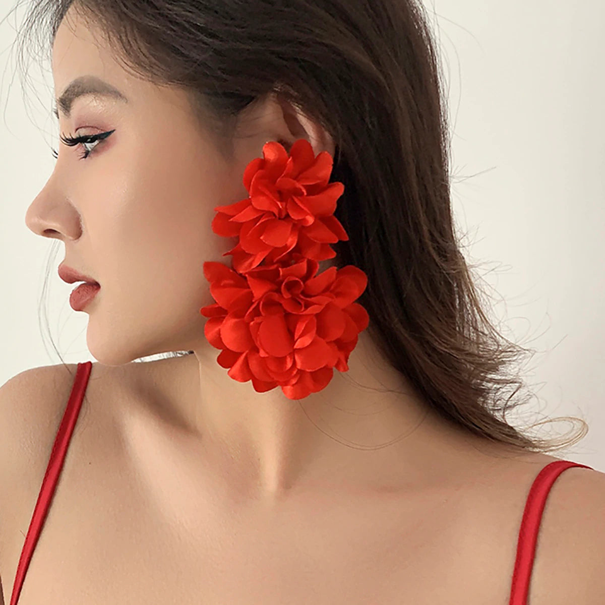 New Arrival Trendy Beautiful Fashionable Flower Drop Earrings for Women Jewelry Accessories