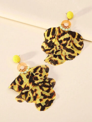 New Fashionable Beaded Lace Petal Shaped Pendant Yellow & Black Earrings Women Statement