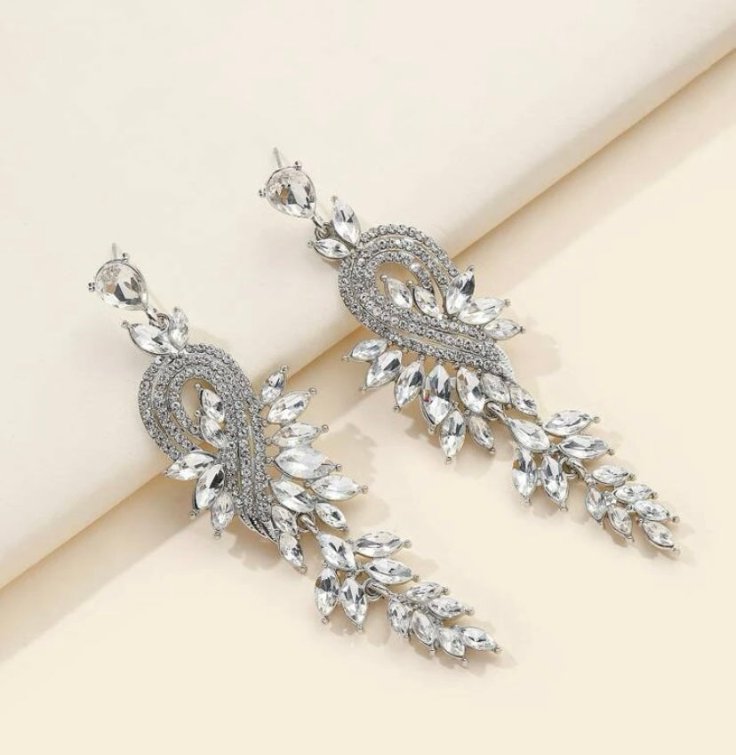 Fashion Rhinestone Crystal Elegant Drop Statement Dazzle Earrings Women’s Jewelry