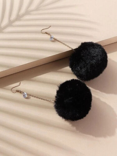 Sassy Fluffy Ladies Pom Pom Ball Dangle Fashion Statement Earrings Women Jewelry